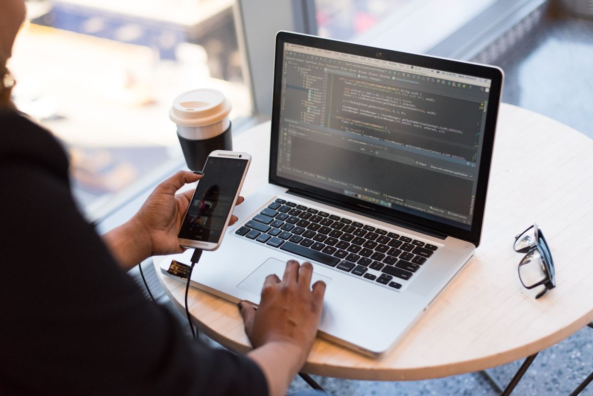 CMS support on a laptop
